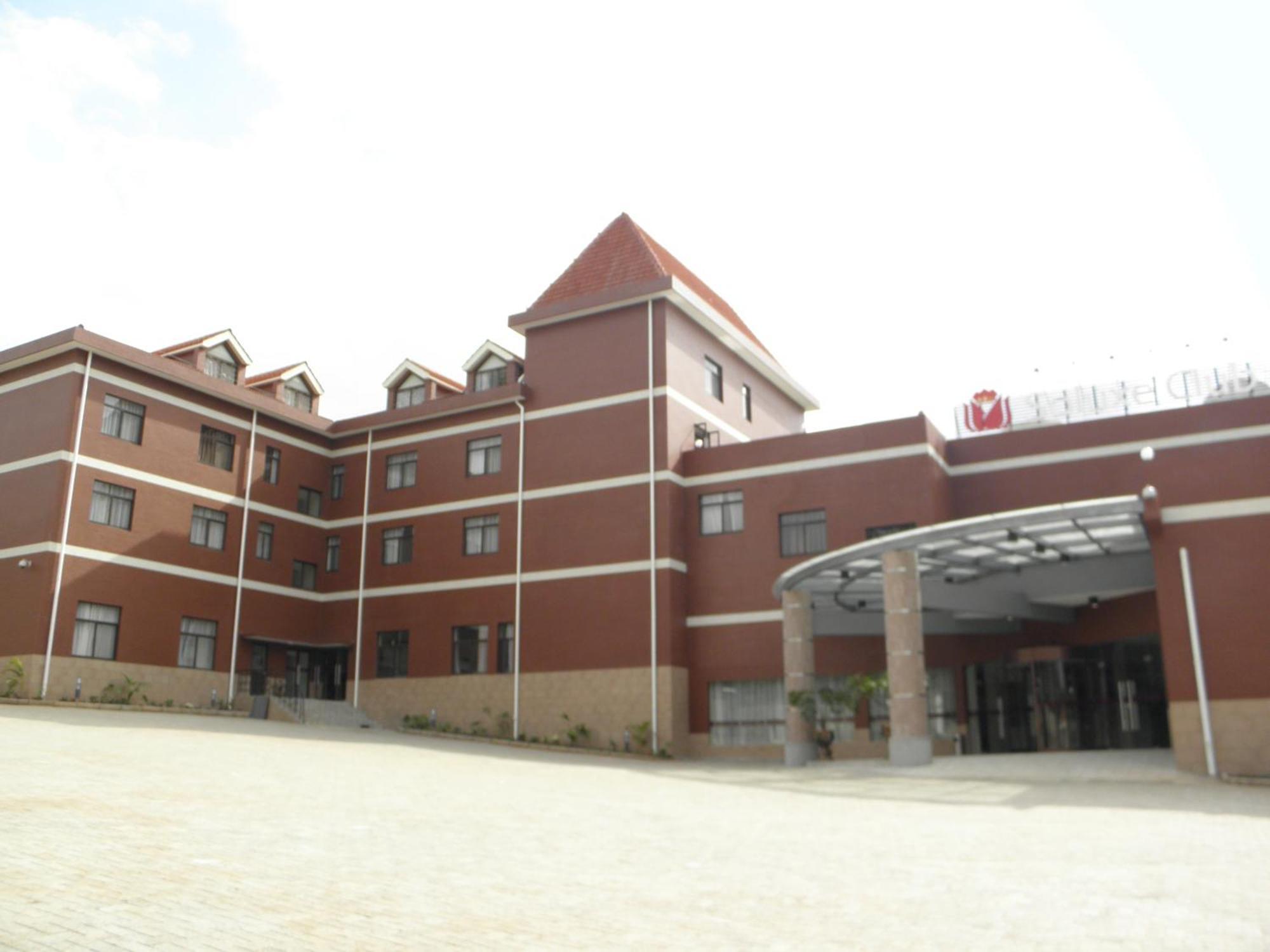 Soluxe Club International Hotel 奈洛比 外观 照片