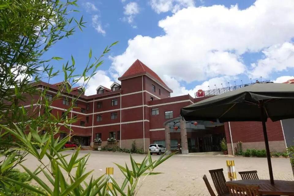 Soluxe Club International Hotel 奈洛比 外观 照片