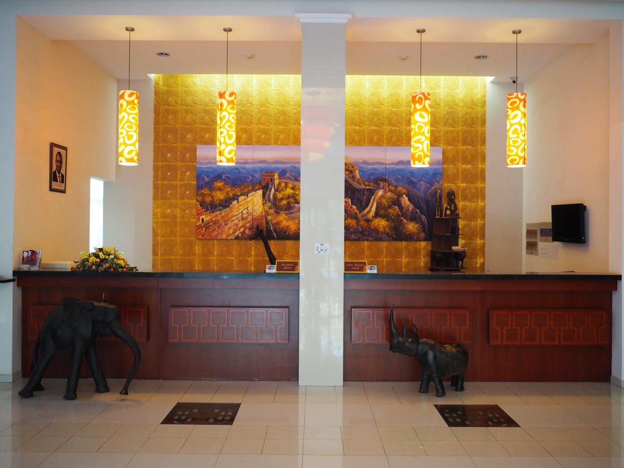 Soluxe Club International Hotel 奈洛比 外观 照片