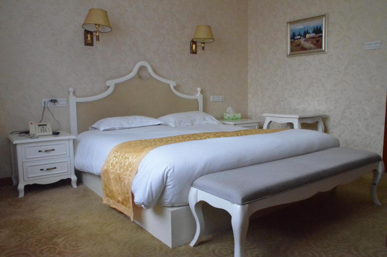 Soluxe Club International Hotel 奈洛比 外观 照片